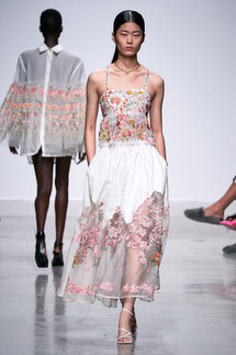 Rahul Mishra Spring 2020 / Rahul Mishra весна-лето 2020 / Неделя моды: Париж