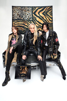 Roberto Cavalli осень-зима 2021-2022 / Roberto Cavalli Fall-Winter 2021-2022 Ready-to-Wear
