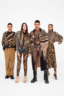 Roberto Cavalli осень-зима 2021-2022 / Roberto Cavalli Fall-Winter 2021-2022 Ready-to-Wear
