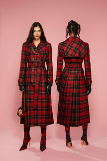 Roberto Cavalli Pre Fall 2022 Collection / Roberto Cavalli осень 2022