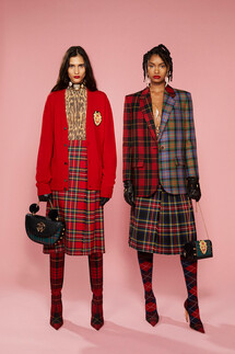 Roberto Cavalli Pre Fall 2022 Collection / Roberto Cavalli осень 2022