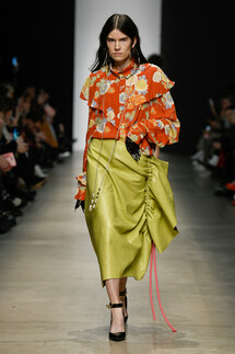 Roma Uvarov Design Spring 2020 Ready-to-Wear / Roma Uvarov Design весна-лето 2020 / Неделя моды: Москва