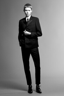Saint Laurent Pre-Fall 2019 / Saint Laurent осень-зима 2019 / Неделя моды: Париж