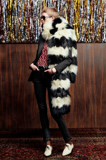 Saint Laurent Pre-Fall 2019 / Saint Laurent осень-зима 2019 / Неделя моды: Париж