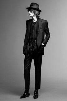 Saint Laurent Pre-Fall 2019 / Saint Laurent осень-зима 2019 / Неделя моды: Париж