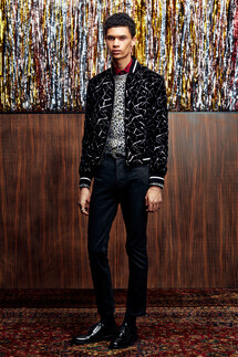 Saint Laurent Pre-Fall 2019 / Saint Laurent осень-зима 2019 / Неделя моды: Париж