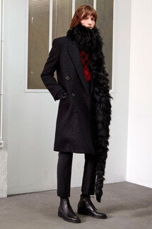 Saint Laurent Pre-Fall 2019 / Saint Laurent осень-зима 2019 / Неделя моды: Париж