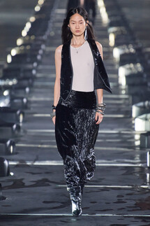 Saint Laurent Spring 2020 / Saint Laurent весна-лето 2020 / Неделя моды: Париж