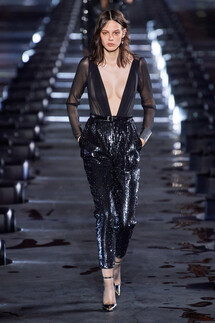 Saint Laurent Spring 2020 / Saint Laurent весна-лето 2020 / Неделя моды: Париж