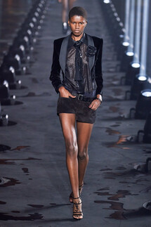 Saint Laurent Spring 2020 / Saint Laurent весна-лето 2020 / Неделя моды: Париж