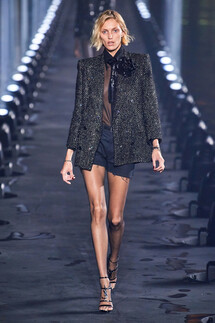 Saint Laurent Spring 2020 / Saint Laurent весна-лето 2020 / Неделя моды: Париж