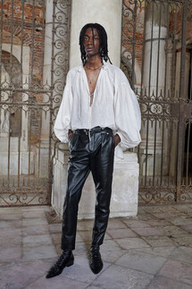 Saint Laurent мужская коллекция весна-лето 2022 / Saint Laurent Mens Spring 2022