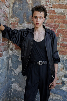 Saint Laurent мужская коллекция весна-лето 2022 / Saint Laurent Mens Spring 2022