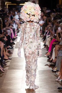 Schiaparelli Fall 2018 Couture Collection / Schiaparelli Осень 2018 Кутюр коллекция