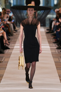 Schiaparelli Couture Spring 2022 Collection / Schiaparelli Couture весна-лето 2022