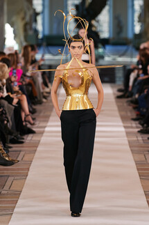 Schiaparelli Couture Spring 2022 Collection / Schiaparelli Couture весна-лето 2022