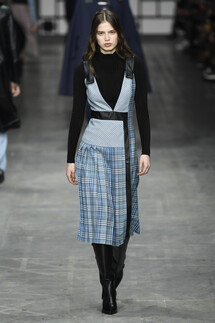 Trussardi Fall 2018 Ready-to-Wear , Труссарди осень зима 2018 , Fashion show , неделя моды в Милане , MFW , Mainstyles