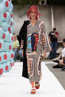 Henrik Vibskov Spring 2020 Menswear Collection / Henrik Vibskov весна- лето 2020 / Неделя моды: Париж