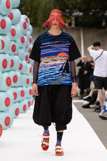 Henrik Vibskov Spring 2020 Menswear Collection / Henrik Vibskov весна- лето 2020 / Неделя моды: Париж