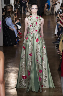 Valentino Fall 2018 Couture Collection / Валентино Осень 2018 Кутюр коллекция