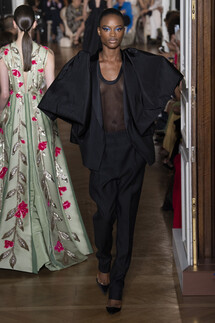 Valentino Fall 2018 Couture Collection / Валентино Осень 2018 Кутюр коллекция