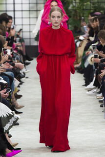 Valentino Fall 2018 Ready-to-Wear , Валентино осень зима 2018 , Fashion show , неделя моды в Париже , PFW , Mainstyles