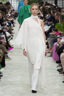 Valentino Fall 2018 Ready-to-Wear , Валентино осень зима 2018 , Fashion show , неделя моды в Париже , PFW , Mainstyles