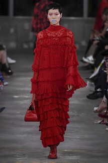 Valentino Pre-Fall 2019 collection / Valentino осень 2019