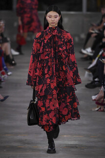 Valentino Pre-Fall 2019 collection / Valentino осень 2019