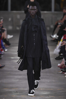 Valentino Pre-Fall 2019 collection / Valentino осень 2019