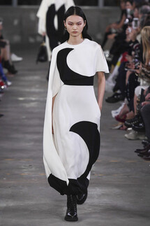 Valentino Pre-Fall 2019 collection / Valentino осень 2019