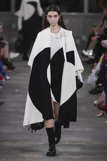 Valentino Pre-Fall 2019 collection / Valentino осень 2019