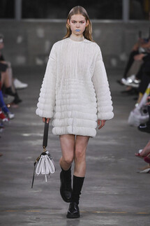 Valentino Pre-Fall 2019 collection / Valentino осень 2019
