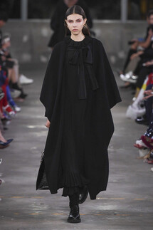 Valentino Pre-Fall 2019 collection / Valentino осень 2019