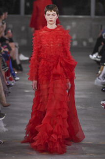 Valentino Pre-Fall 2019 collection / Valentino осень 2019