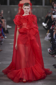 Valentino Pre-Fall 2019 collection / Valentino осень 2019