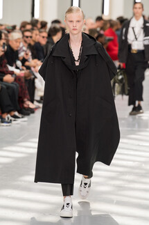 Valentino Spring 2020 Menswear Collection / Valentino весна- лето 2020 / Неделя моды: Париж