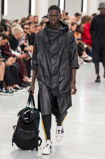 Valentino Spring 2020 Menswear Collection / Valentino весна- лето 2020 / Неделя моды: Париж