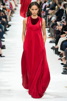 Valentino SPRING/SUMMER 2018 READY-TO-WEAR Valentino весна-лето 2018