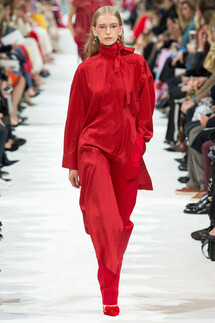 Valentino SPRING/SUMMER 2018 READY-TO-WEAR Valentino весна-лето 2018