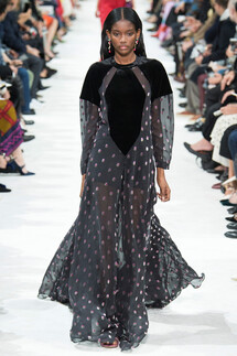 Valentino SPRING/SUMMER 2018 READY-TO-WEAR Valentino весна-лето 2018