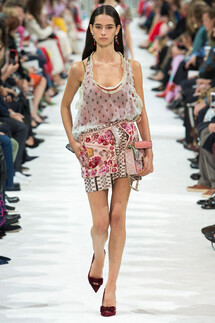 Valentino SPRING/SUMMER 2018 READY-TO-WEAR Valentino весна-лето 2018