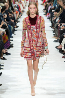 Valentino SPRING/SUMMER 2018 READY-TO-WEAR Valentino весна-лето 2018