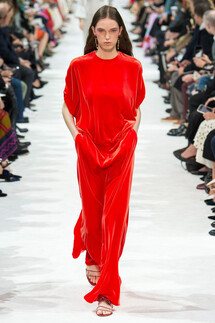 Valentino SPRING/SUMMER 2018 READY-TO-WEAR Valentino весна-лето 2018