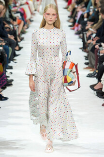 Valentino SPRING/SUMMER 2018 READY-TO-WEAR Valentino весна-лето 2018