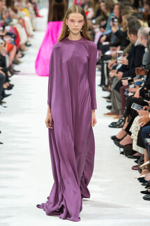 Valentino SPRING/SUMMER 2018 READY-TO-WEAR Valentino весна-лето 2018