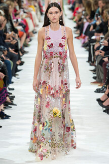 Valentino SPRING/SUMMER 2018 READY-TO-WEAR Valentino весна-лето 2018