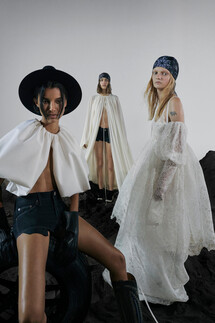 Vera Wang весна-лето 2022 / Vera Wang Spring 2022 Ready-to-Wear collection