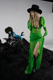 Vera Wang весна-лето 2022 / Vera Wang Spring 2022 Ready-to-Wear collection