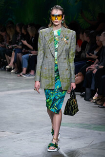 Versace Spring 2020 / Versace весна-лето 2020 / Неделя моды: Милан